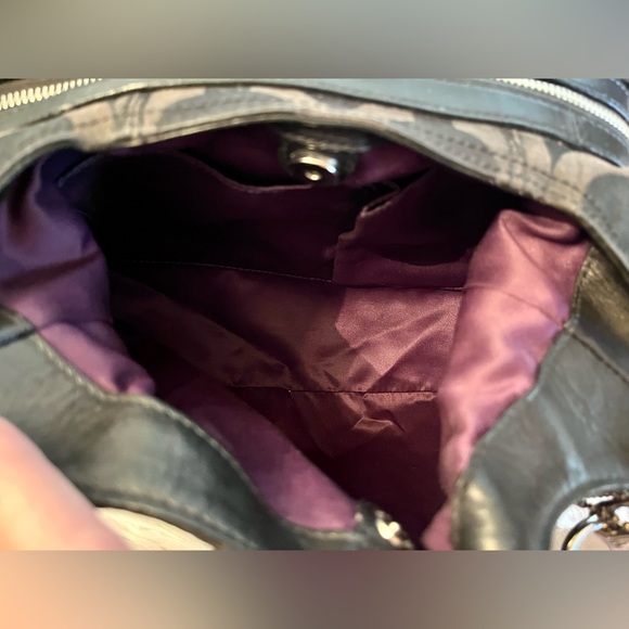 Coach 3 Compartment Op Art Maggie Madison Handbag - Picture 9 of 11